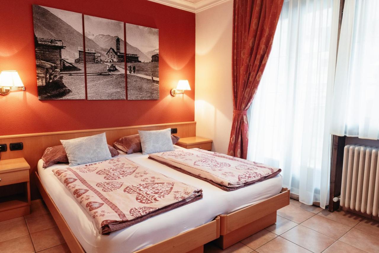 Hotel Garni Rin Da Rin Livigno Kültér fotó