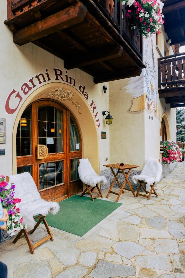Hotel Garni Rin Da Rin Livigno Kültér fotó